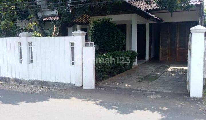 Rumah Bagus unik dan asri, cocok untuk usaha,di Bintaro sektor 1 (DKI Jakarta Selatan) 1