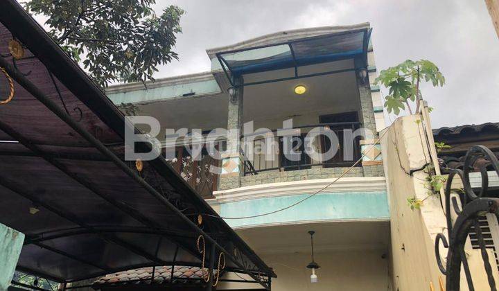 RUMAH TINGKAT KONDISI BAGUS HALAMAN LUAS 1