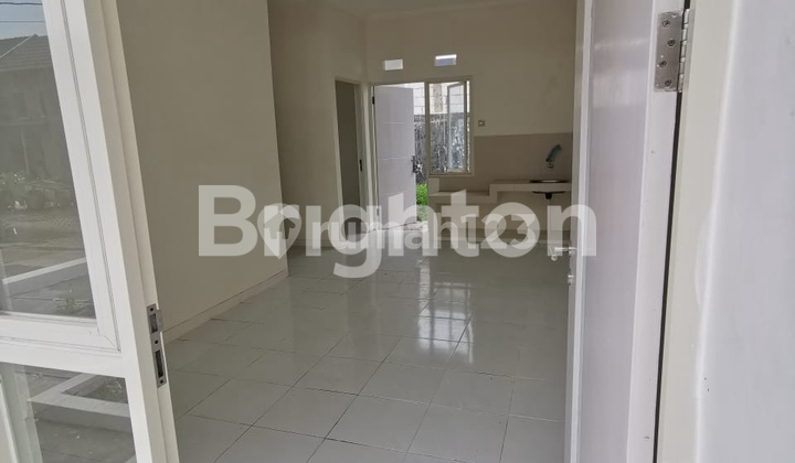 ruang keluarga rumah baru sertifikat hak milik