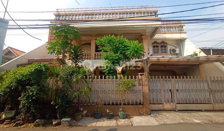 Dijual Cepat Rumah Lama, Lokasi Strategis di Peninggaran, Tanah Kusir, Jakarta Selatan 1