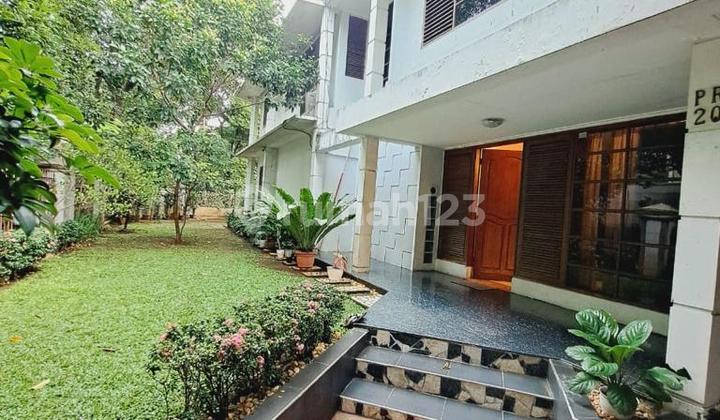 Rumah 2 Lantai, Area Pondok Indah, Tenang & Asri