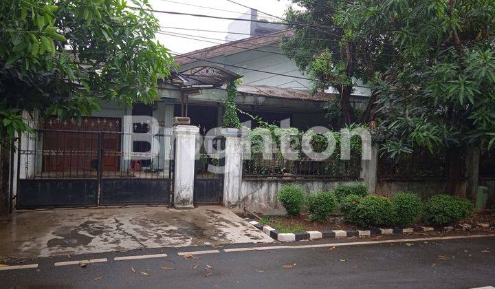 Rumah Tua Hitung Tanah Saja Di Lokasi Strategis Billymoon, Jakarta Timur. 1