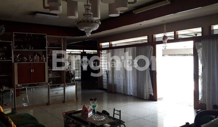 RUMAH HOOK SIAP HUNI DI BINTANG DIPONGGO BELAKANG TVRI DAN HOTEL SHANGRILA KAWASAN ELIT TENGAH KOTA SURABAYA 2