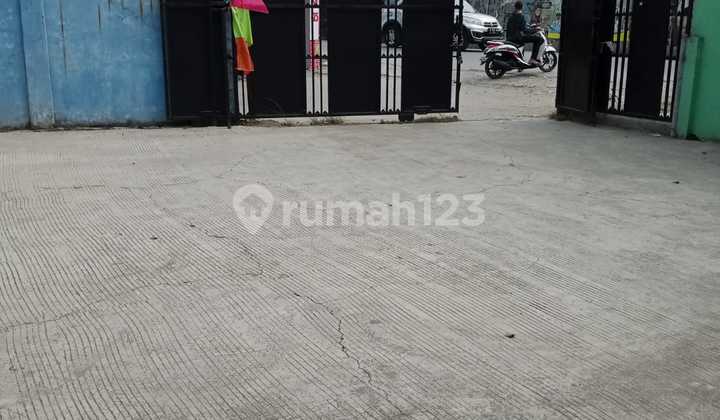Tanah Luas Dan Bangunan Di Tepi Jalan Raya Dekat Simpang SGC Cikarang-Kota 2