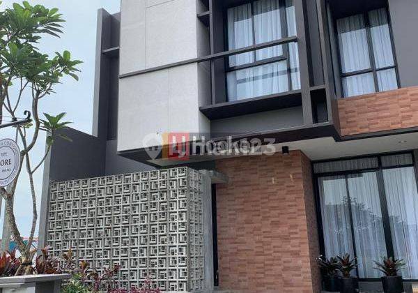 Disewakan Rumah 2 Lantai Cluster Flavio Suvarna Sutera Cikupa Tangerang 1