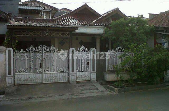 Bagus Banget Bebas Banjir Rumah 11x20 Rawamangun Hub: 0817 0120 620 1