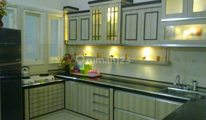 RUMAH MEWAH DAN MEGAH KONSEP MODERN CLASIK HARGA TERJANGKAU MURAH 2