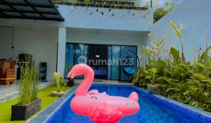 RUMAH VILLA CANTIK DAN BAGUS MODERN KOLAM RENANG DEKAT WISATA BATU 1