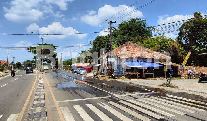 Rumah Strategis Hook Hitung Tanah, Serang 1