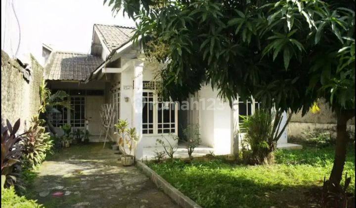 Dijual Rumah Tua di Utan Kayu, Jakarta Timur 1