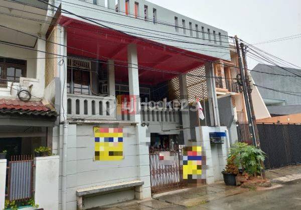 RUMAH PINGGIR JALAN RAYA BISA UNTUK USAHA LOKASI DI BCS KELAPA GADING JAKARTA UTARA 1