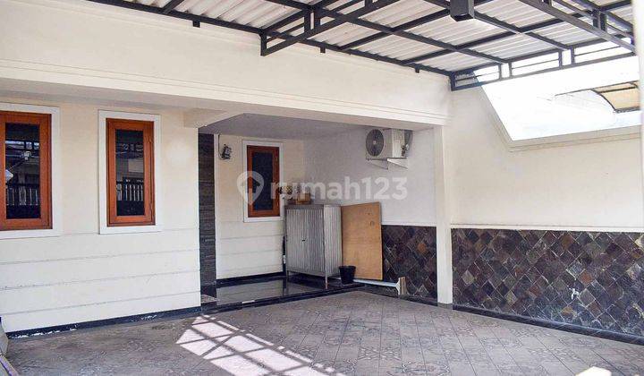 Rumah di Simpang Darmo Permai Utara, Siap Huni 2