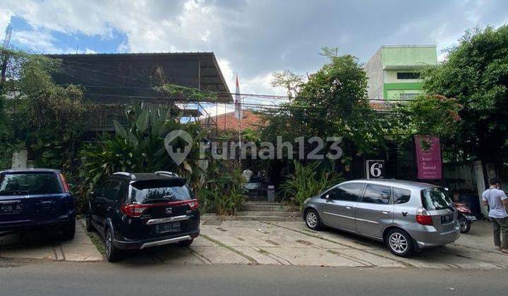 Tebet Timur, Area Bisnis, Lokasi Strategis 2