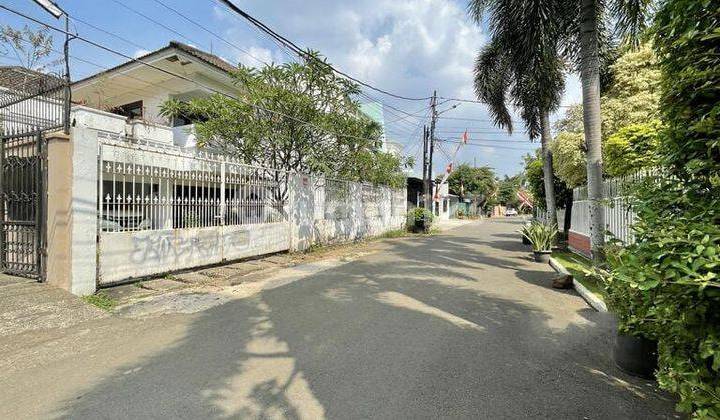 Tebet Dalam Komplek Jepang, Akses Jalan 3 Mobil, Lingkungan Nyaman