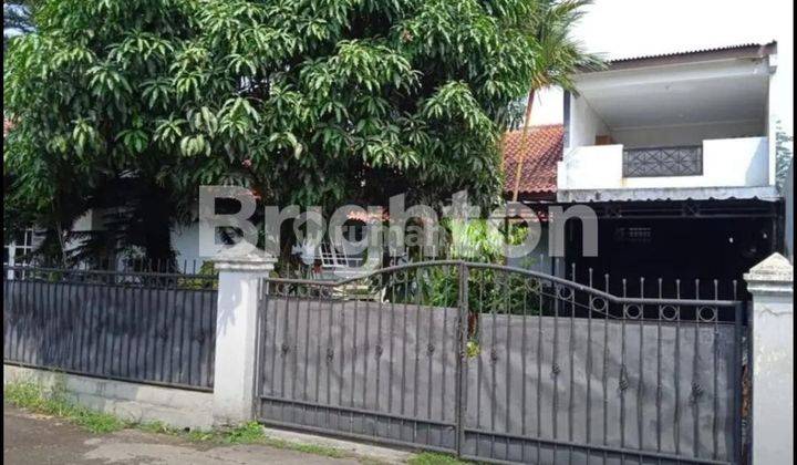 RUMAH SIAP HUNI DAN NYAMAN DENGAN HALAMAN YANG LUAS 2