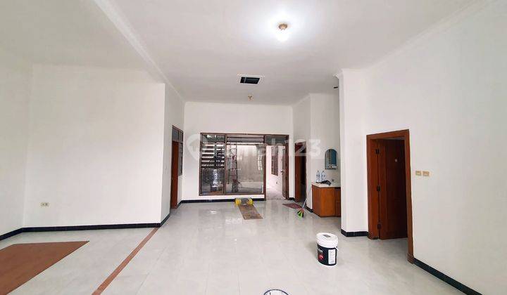 Rumah di Kertajaya Indah Timur, Row Jalan Lebar, bisa untuk rumah tinggal/Kantor 2