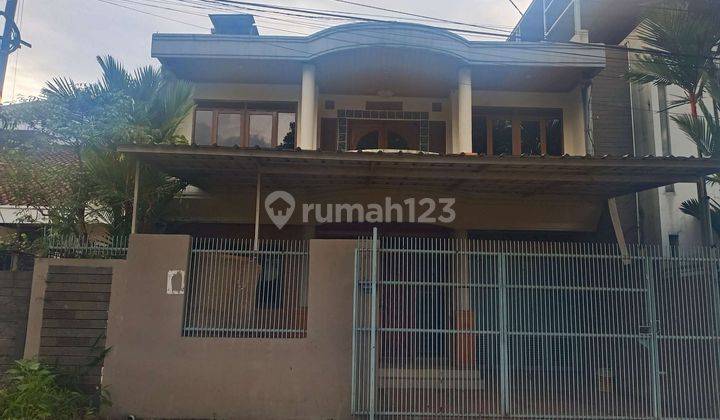 HARGA TERJANGKAU! Rumah Cantik 2 Lantai di Komplek Sumbersari, Bandung! 1