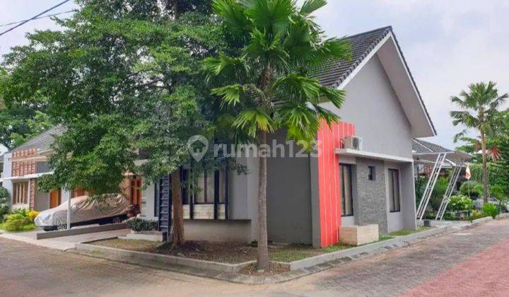 Rumah bagus siap pakai di perum kartasura solo 2