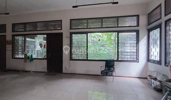 Rumah Lux siap huni di Jakarta pusat 2