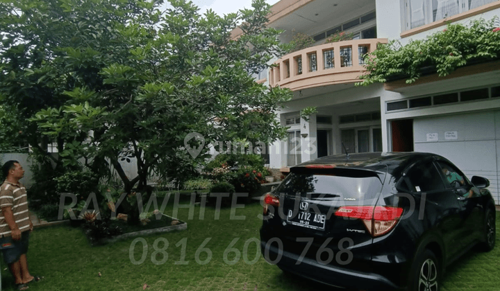 Rumah Tengah Kota Daerah  Ciatel 1