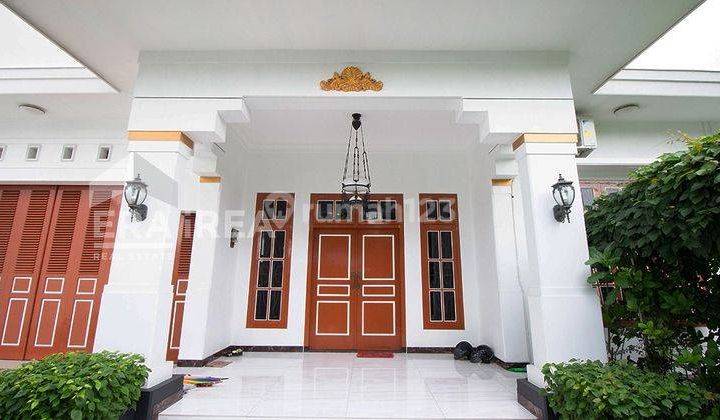 Rumah Mewah Joglo Jati Kuno Banjarsari Banyuanyar Solo 2