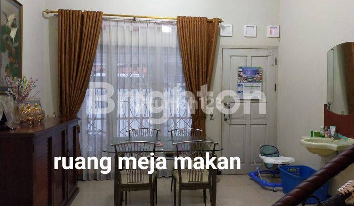 RUMAH PINGGIR JALAN RAYA LAHAN LUAS KONDISI TERAWAT DAN BAGUS DI  FULL FURNISH 2