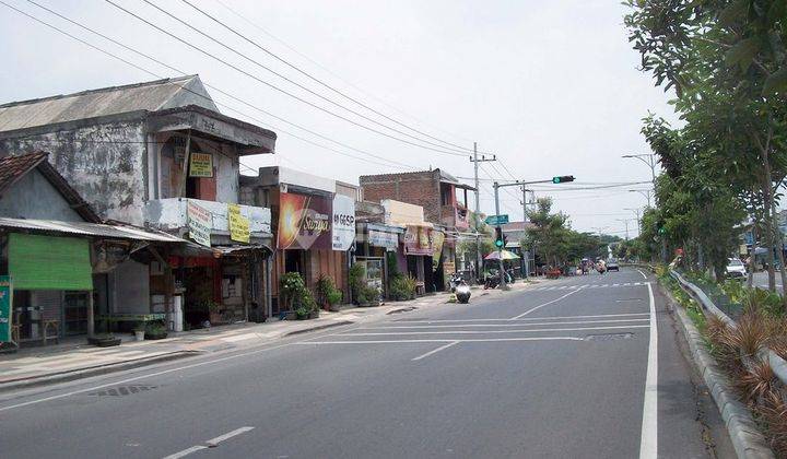 Rumah HITUNG TANAH !!! di Raya Sememi, Surabaya Barat, Nol Jalan Raya, Cocok untuk usaha 2