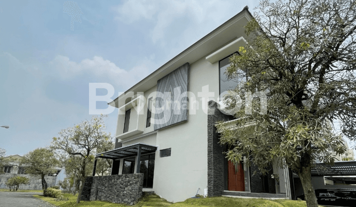 New Gress Minimalis Rumah Split Level Wisata Bukit Mas 1 2