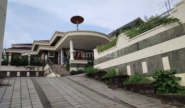 Rumah mewah  dengan view di Bukitsari  2