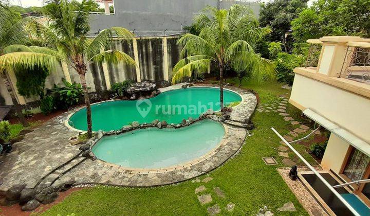 Rumah Mewah dan Cantik, Ada Pool di Bintaro Jaya Sektor 3 1