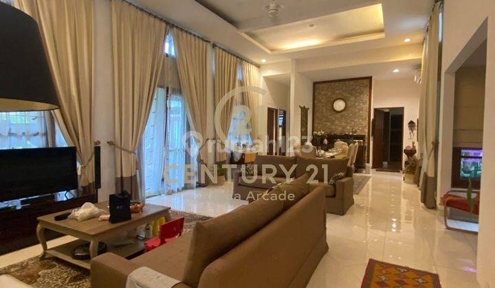 Dijual Rumah Satu Lantai Halaman Luas di Senayan Bintaro Jaya Sektor 9   ( 5221 - EK ) 2