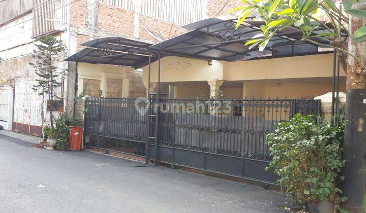 Dijual Rumah di Rawasari, Cempaka Putih, Jakarta Pusat 2