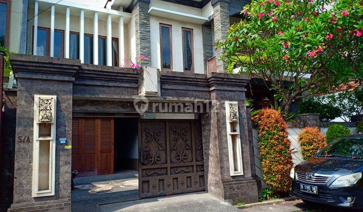 Luxury house in a premium environment, Renon, Tukad Unda Youth 1