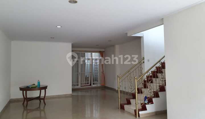 ORIGINAL CHEAP!! 2-Story DKI Kav House in Meruya Size 9x18 Only 2.9M Negotiable