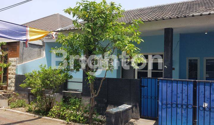 RUMAH TERAWAT ADA KITCHEN SETNYA LINGKUNGAN NYAMAN 2