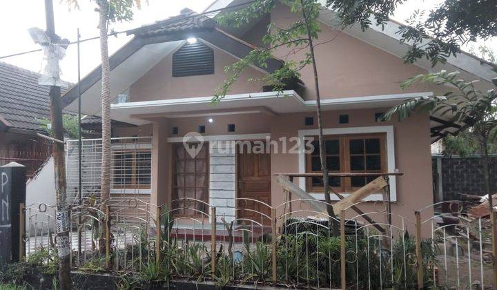 Rumah Minimalis Terawat di jalan Squash, Arcamanik 2