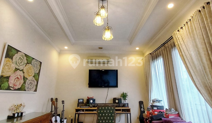 Luxury Ready-to-Occupy House in Kemang, South Jakarta Price Reduced 2