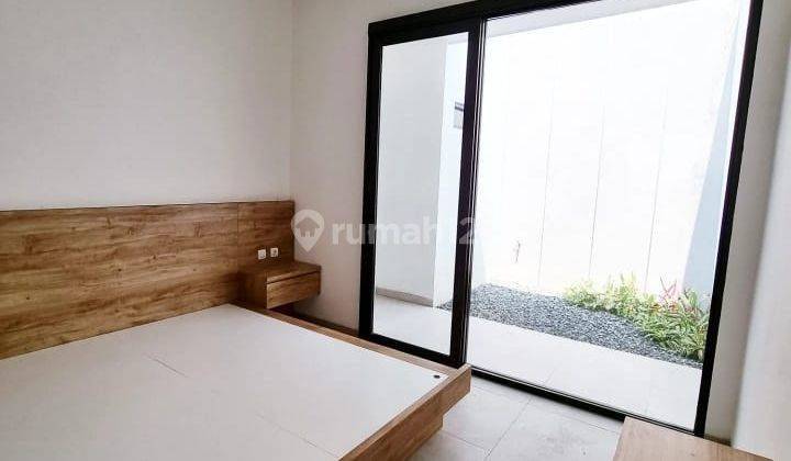 Rumah Baru Furnished di Taman Holis Indah Dekat Sekolah 2