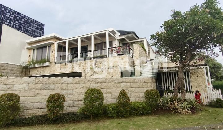 RUMAH MEWAH TAMAN HUNIAN SATELIT SUKOMANUNGGAL RUMAH MEWAH TAMAN HUNIAN SATELIT SUKOMANUNGGAL