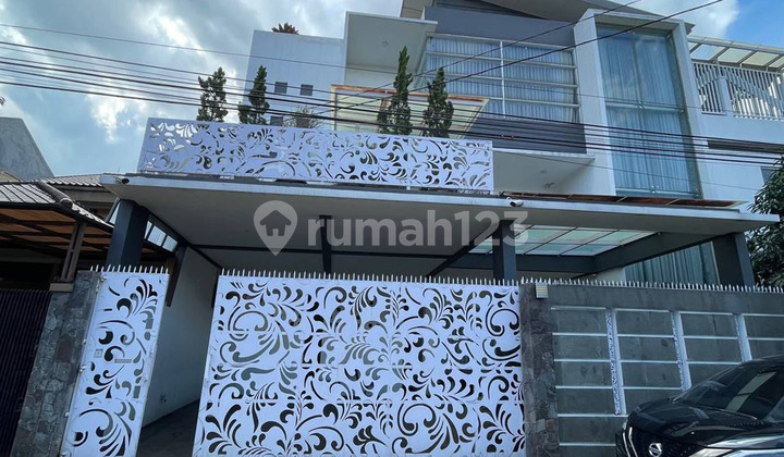 Rumah Lux Full Furnished di Bandung, Antapani Rumah Lux Full Furnished di Bandung, Antapani