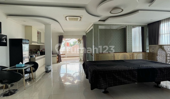Rumah Lux Full Furnished di Bandung, Antapani 2
