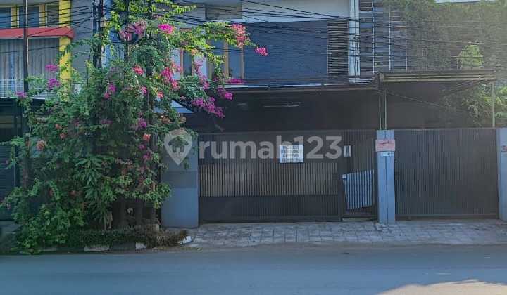 Dijual Property di Kawasan Perbankan 