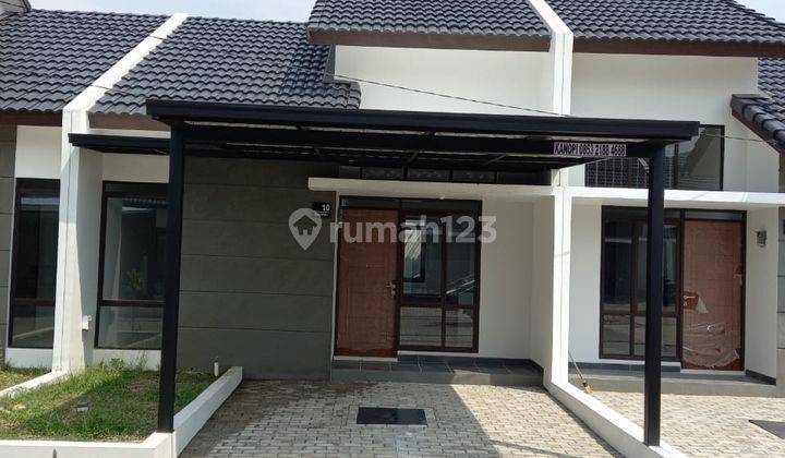 Rumah Minimalis di Gateway Residence, Bandung 1