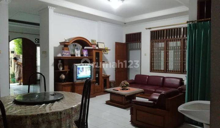 Rumah siap huni dan strategis di Kayu Putih 2