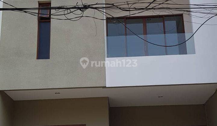 Dijual rumah di Jl  kelapa cengkir gading jakut 2 Lantai Bagus 1