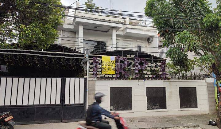 Rumah 2,5 lantai bisa usaha caffe di Duri Kepa Jakarta Barat 1