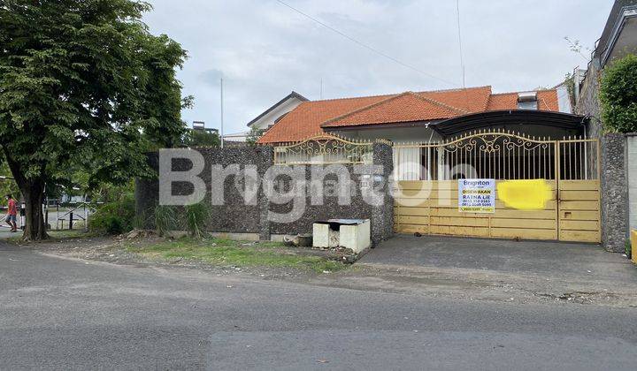 RUMAH DI JEMURSARI SELATAN SURABAYA SELANGKAH KE RAYA JEMURSARI 1