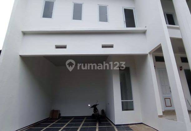 MURAH RUMAH BARU BRAND NEW DI HOEK 2 LANTAI CIRACAS JAKARTA TIMUR 2