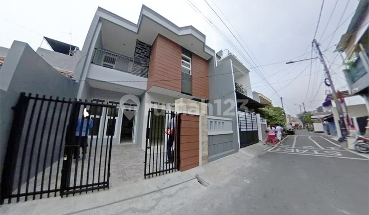 Dijual Rumah Cantik Siap Huni di Kayu Putih Jakarta Timur 2