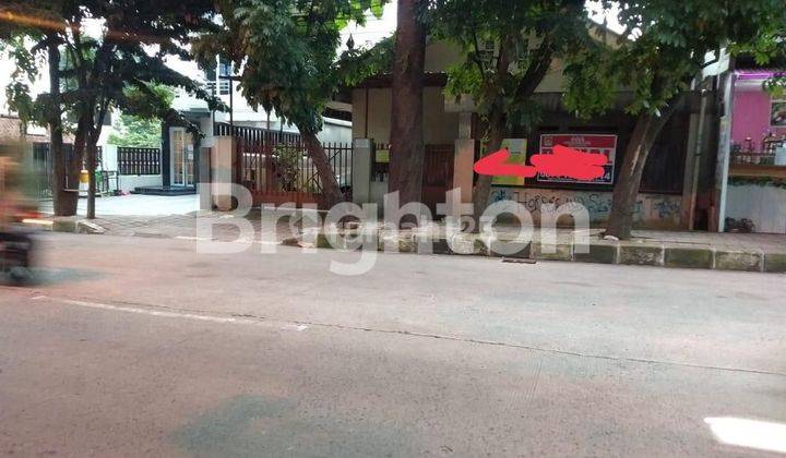 RUMAH DI PINGGIR JALAN COCOK UNTUK BUKA USAHA 1